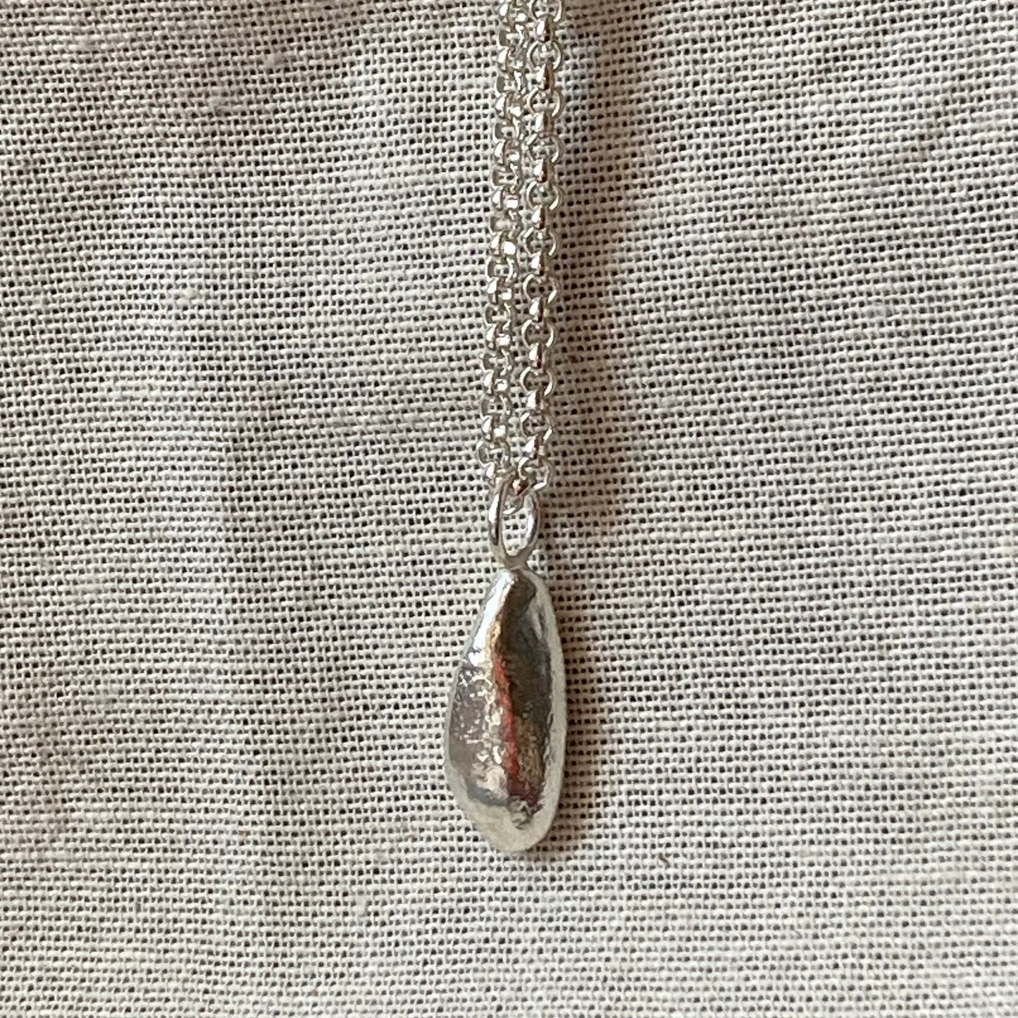 GOUROCK PEBBLE CHARM NECKLACE