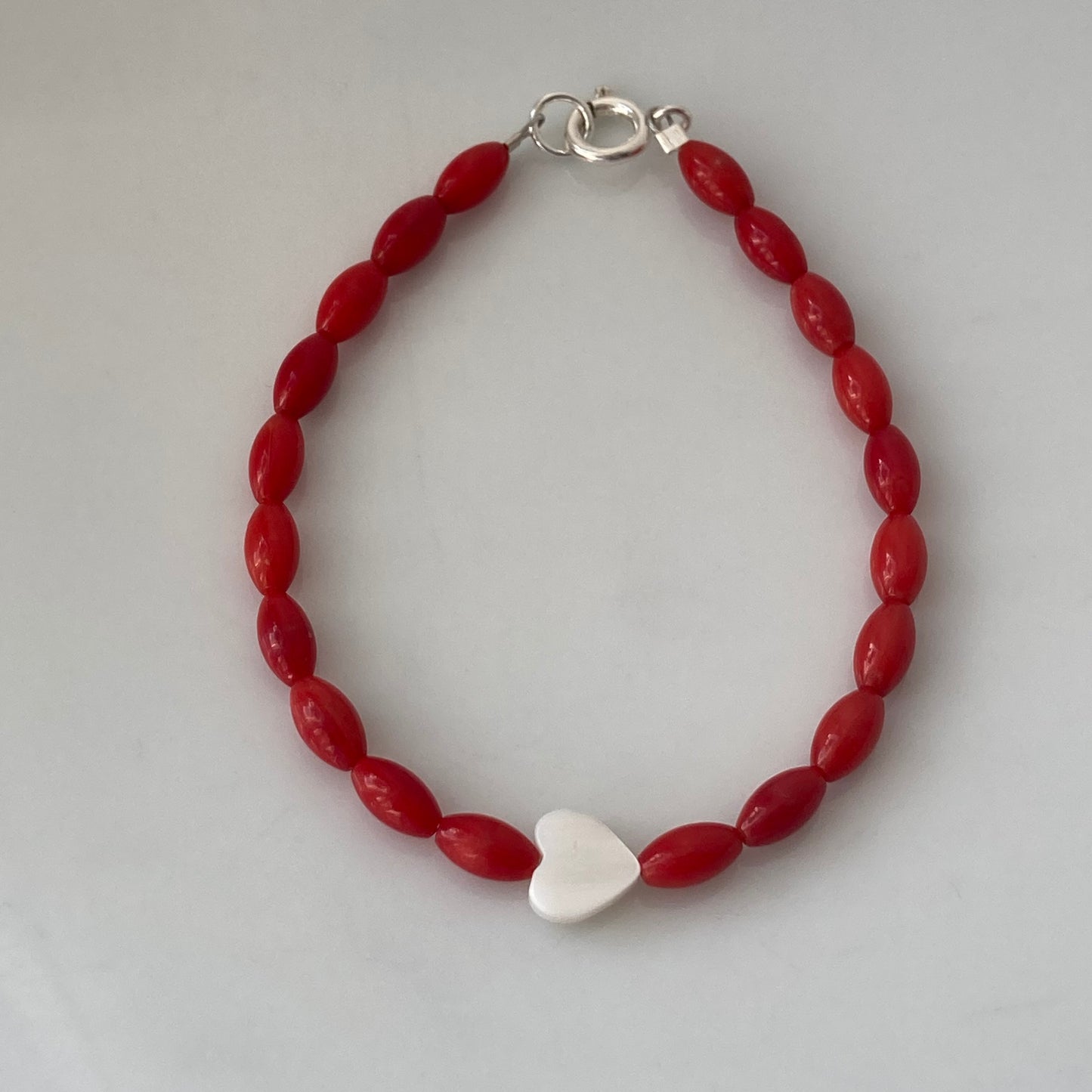Mother of Pearl Heart Bead Bracelet