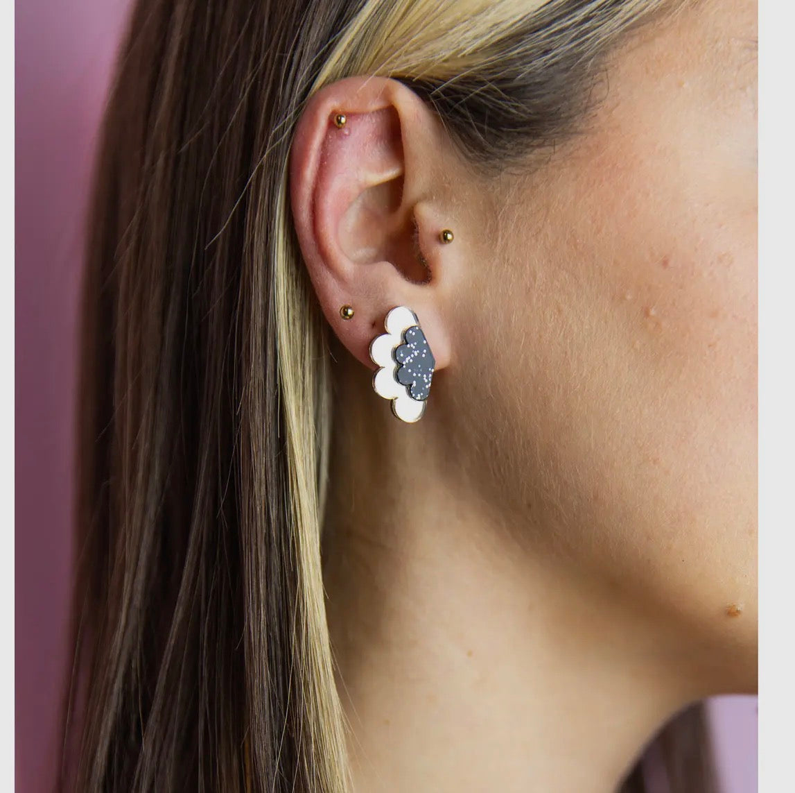 Scalloped Stud Earrings