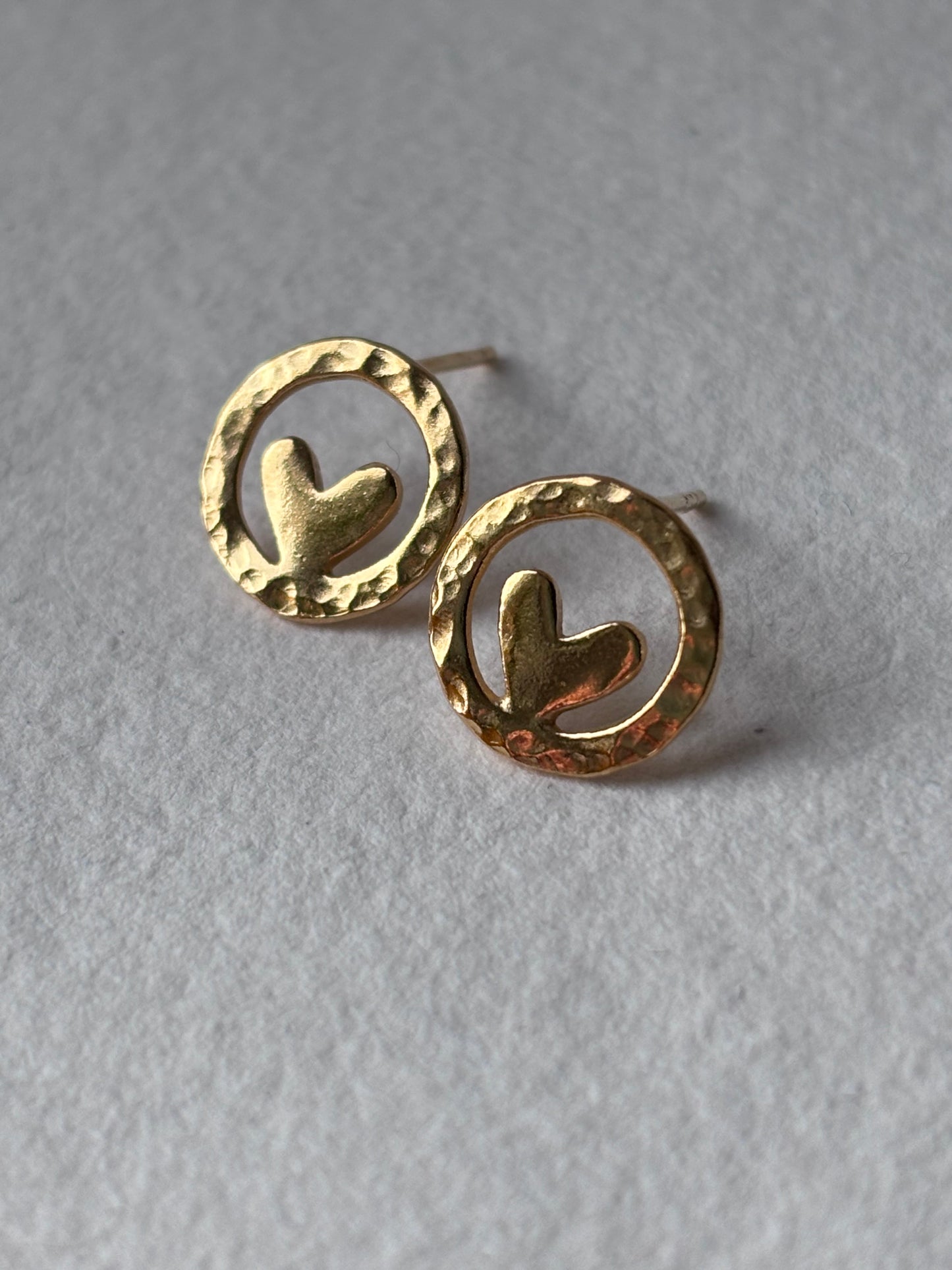 Heart Circle Studs Gold
