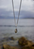 Pebble pendant necklace