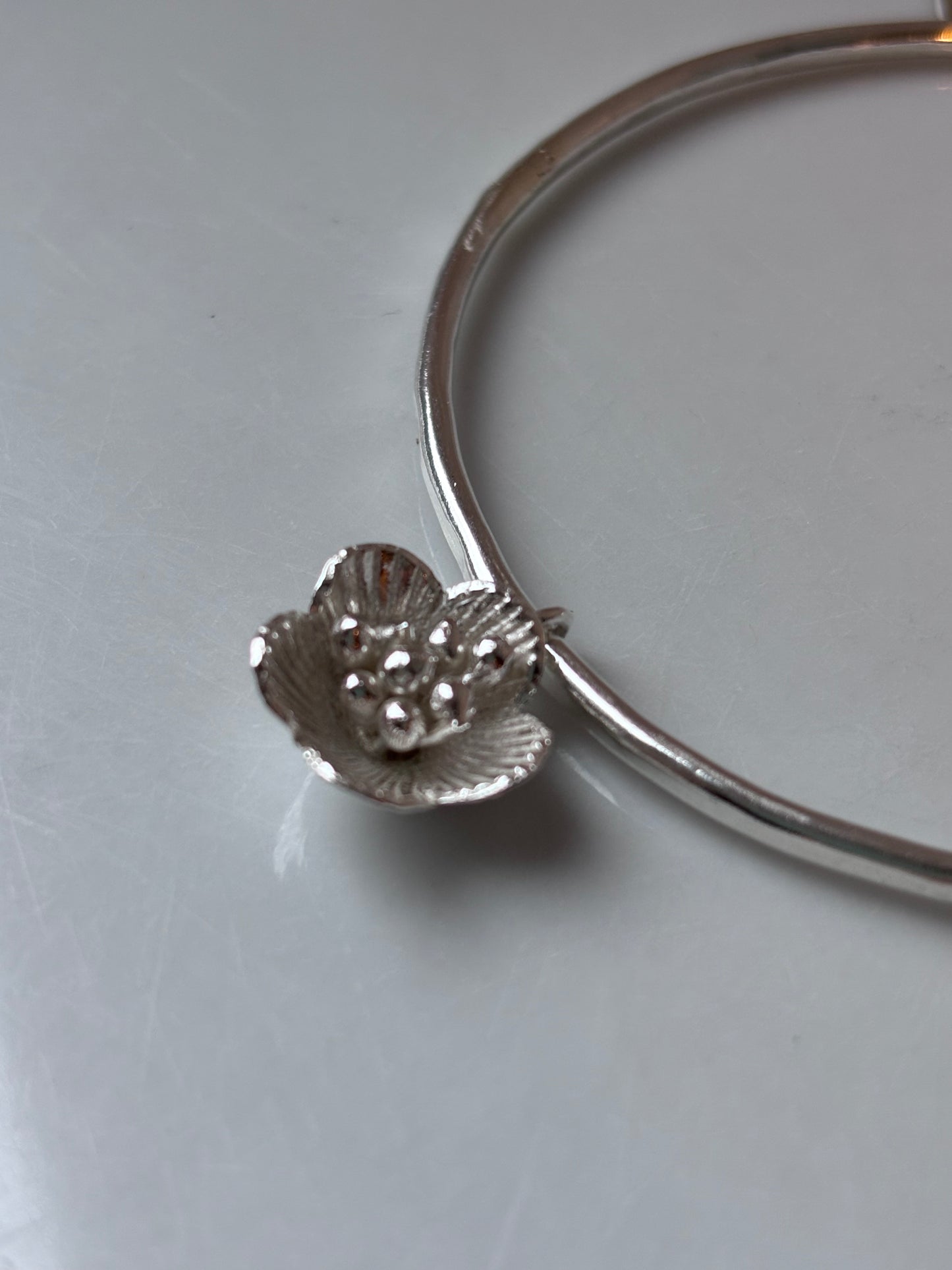 Flower Charm Bangle