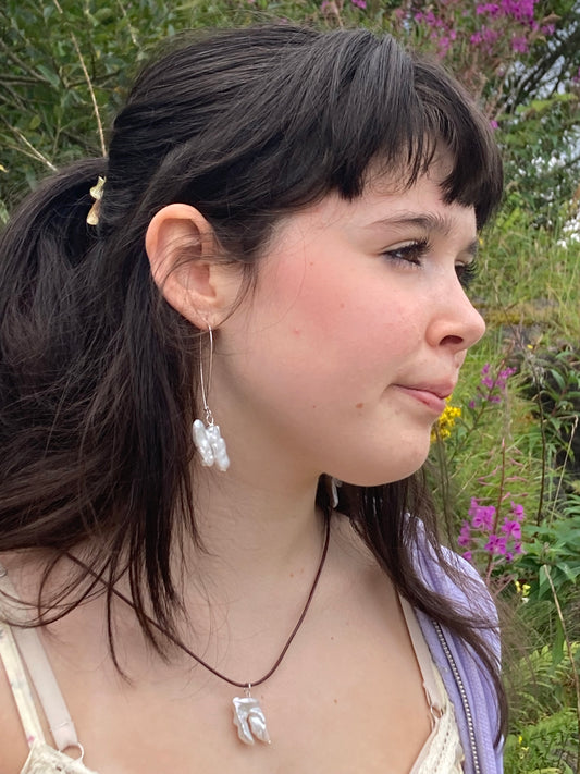 BIWA PEARL EARRINGS