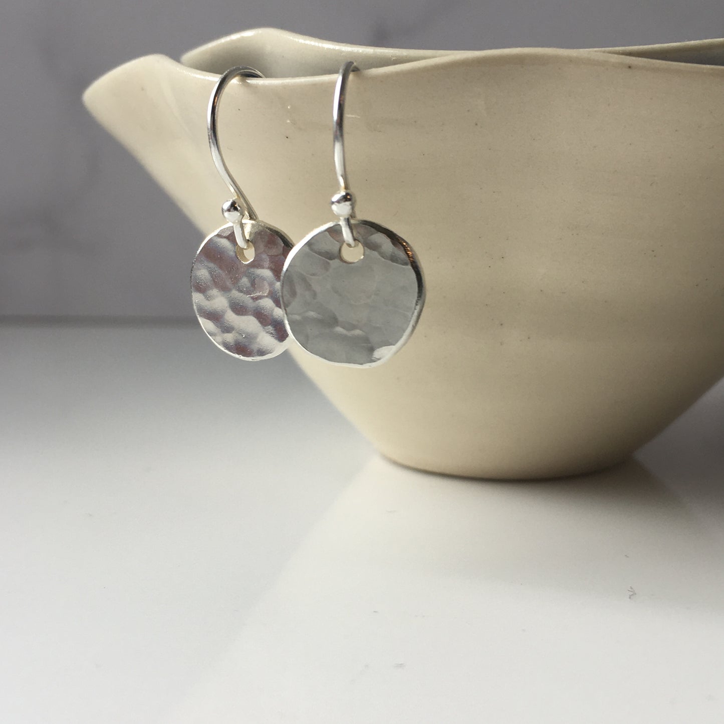 HAMMERED CIRCLE DROP EARRINGS